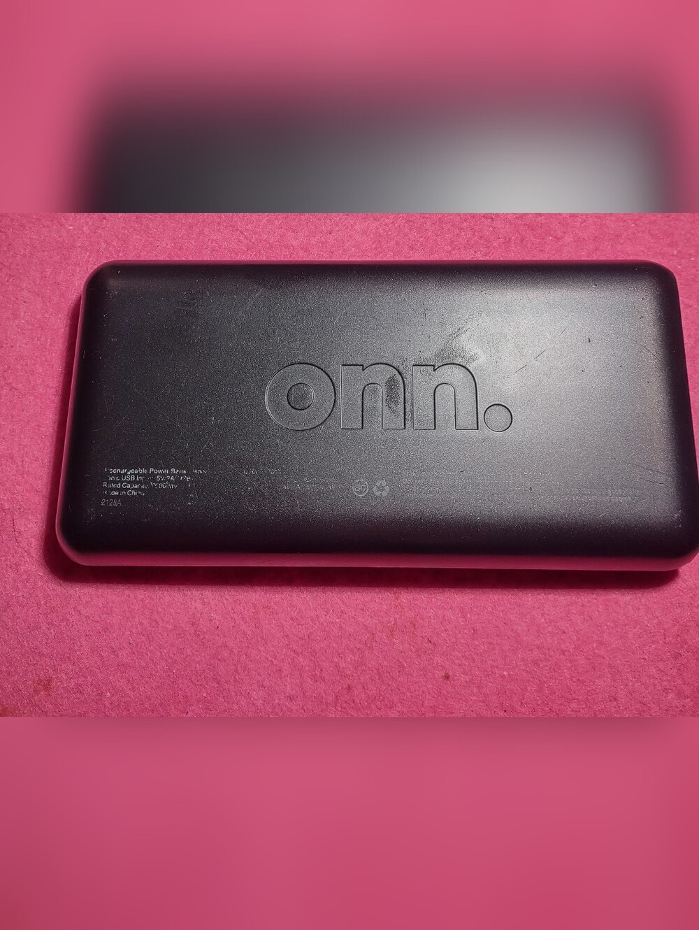 Onn 8,000 mAh portable power bank